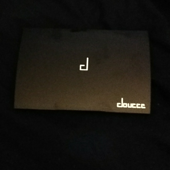 Doucce Eyeshadow Highlighter Palette Nudes New - Picture 2 of 2